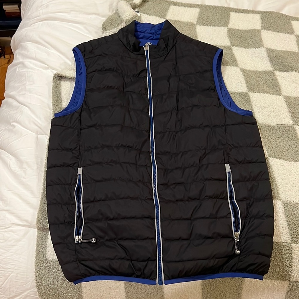 Reversible (blue & black) Peter Millar Vest - Medium.